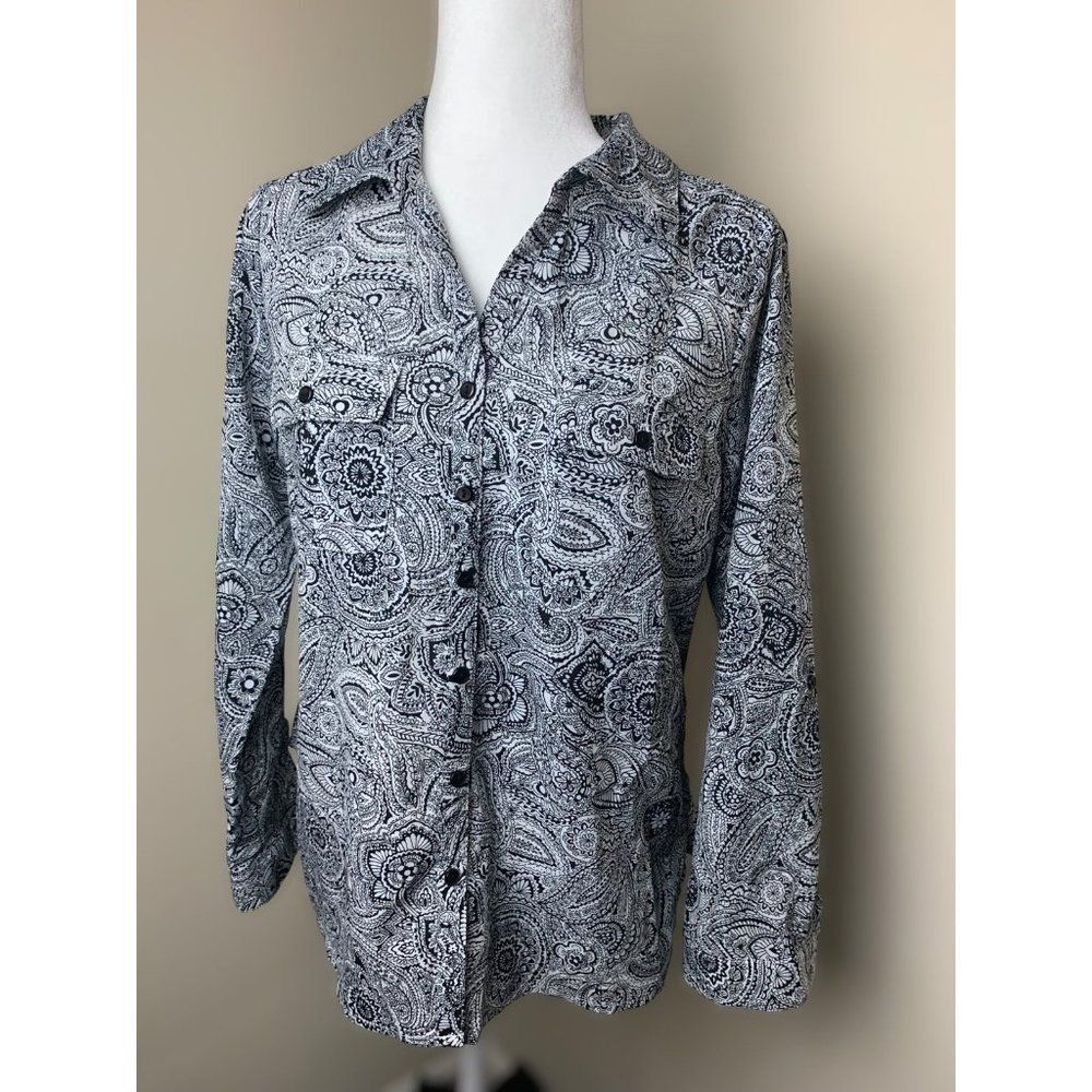Kim Rogers black and white paisley button down